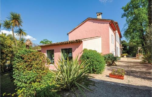 Eight-Bedroom Holiday Home in Plascassier - image 4