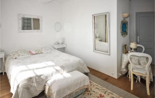 Eight-Bedroom Holiday Home in Plascassier - image 8