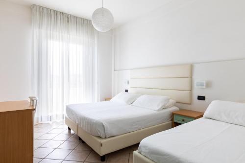 Hotel Palos - image 8