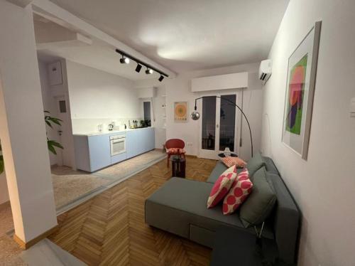 Chic Apartment in Central Athens
