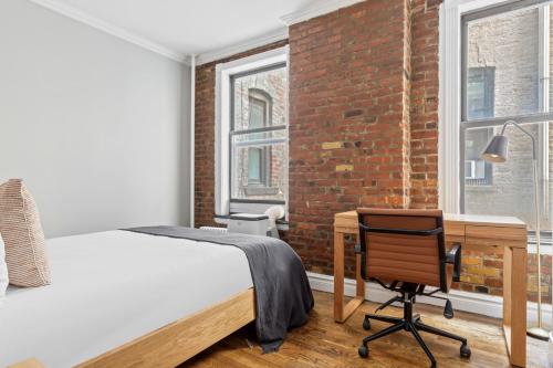 Gramercy Park 2br w wd balcony nr 6 train NYC-947 in New York, USA