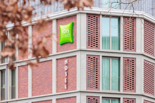 ibis Styles Bern City - image 37