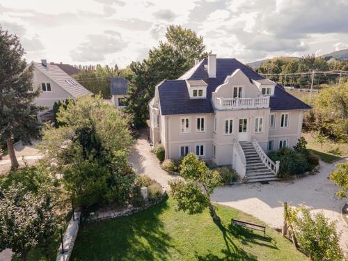 Manor House Inn, Csopak - Zirc