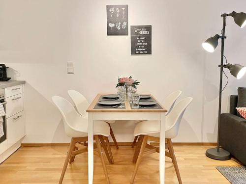  Classy I Modern I Free Parking, Unterkunft in Wien