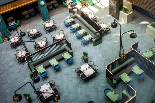 Staybridge Suites London Heathrow - Bath Road, an IHG Aparthotel