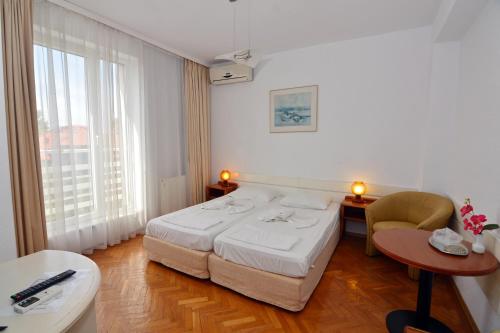 Hotel Astoria – Eforie Nord, CA