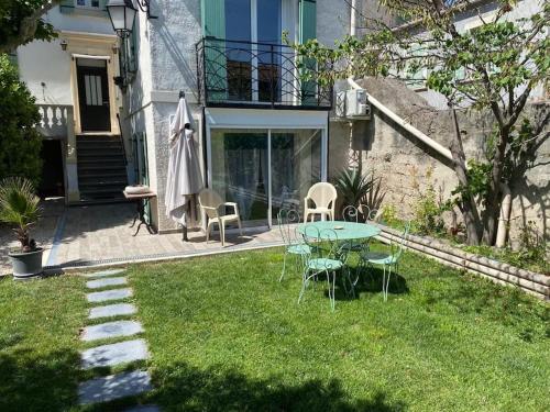 Charmant studio avec jardin - Location saisonnière - Avignon