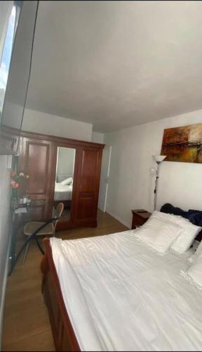 Chambre Cosy et Chambre Sam WIFI PARKING GRATUIT