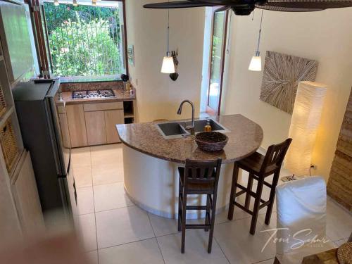 Studio Apartment with Sea View image 8