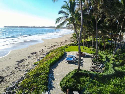 Studio Apartment with Sea View image 3