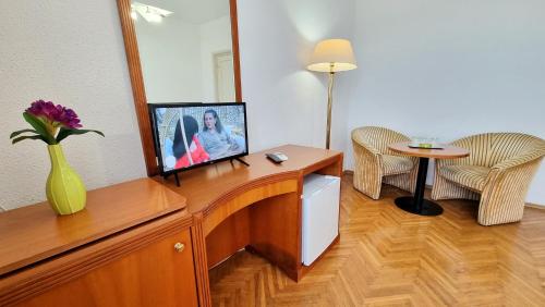 Hotel Astoria – Eforie Nord, CA