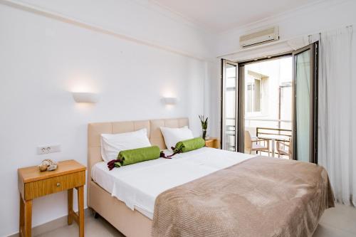 Malia Mare Hotel - image 2