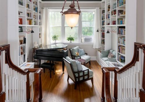 Sweet Biscuit Inn in Asheville, USA