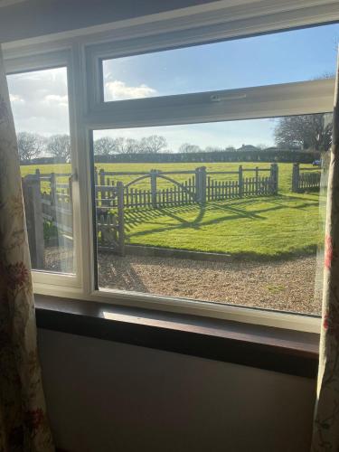 Beautiful Rural Self Contained Farm Annex in Hordle
