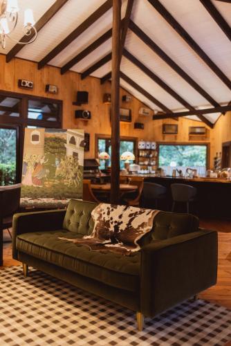 Viesnīcas āriene, Trogon Lodge in San Gerardo de Dota