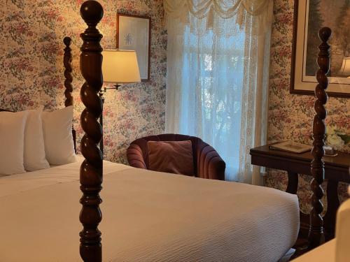 1 queen bed