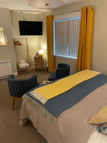 Horncliffe room only accommodation