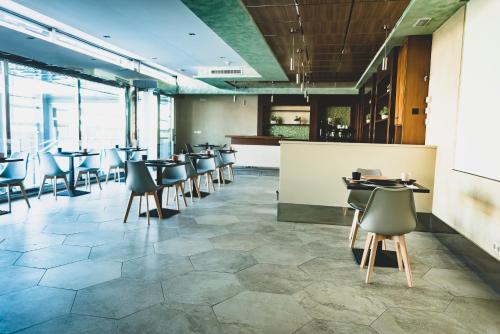 HOSTAL NOGUERAS 3 4
