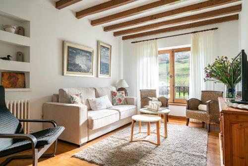 Excepcional Casa El Olivo in Cillorigo De Liebana