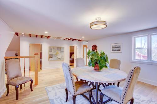 The Charleston Chestnut Mansion The Charleston Chestnut Mansion