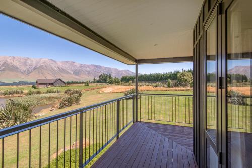 Apkārtne, Yuki's Chalet - Terrace Downs in Windwhistle