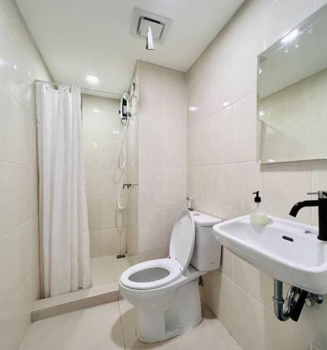 Cozy Japandi 2BR at Gading Serpong near BSD