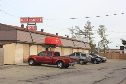 Red Carpet Inn - Louisville in Louisville, USA