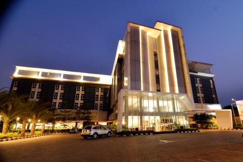 A szálláshely kívülről, Yasmin Hotel Karawaci in Tangerang