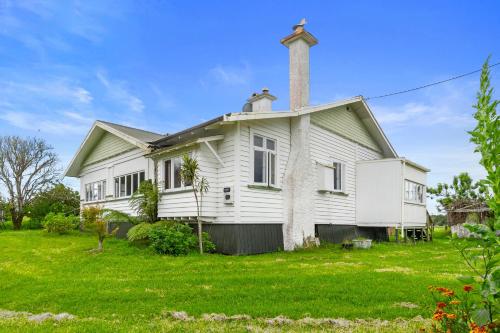 Early Settler Homestead - Waipu Holiday Home