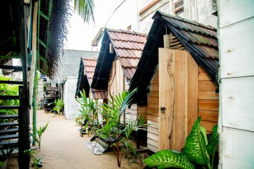 Brother's Beach Home in Galle