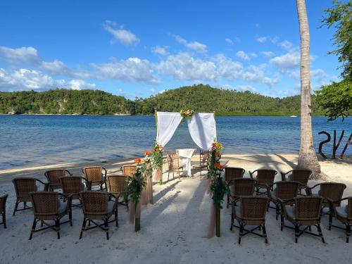Restaurant, Fridays Puerto Galera  near Haligi Beach