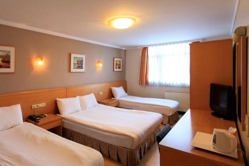 Hotel Inter Istanbul - Tap to explore photos