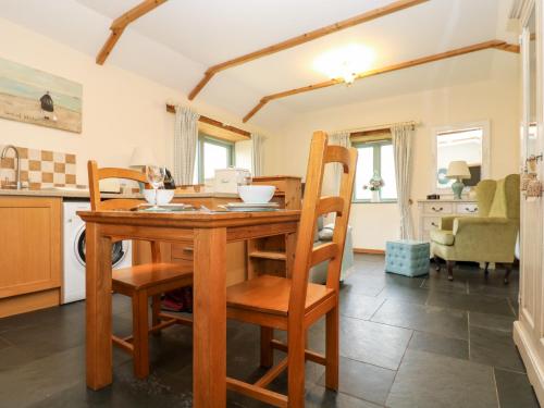 Beech Cottage - image 13