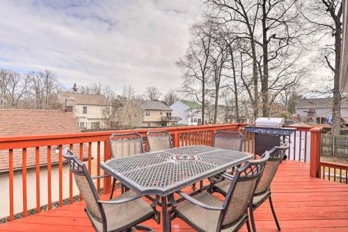 Baltimore Area Vacation Rental with Deck! in Glen Burnie, USA