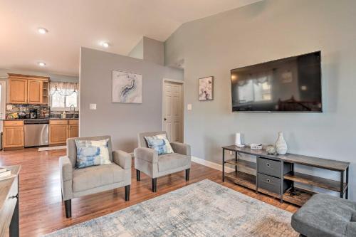 Baltimore Area Vacation Rental with Deck! in Glen Burnie, USA