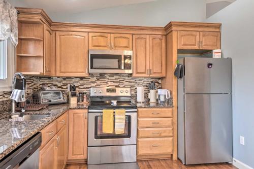 Baltimore Area Vacation Rental with Deck! in Glen Burnie, USA