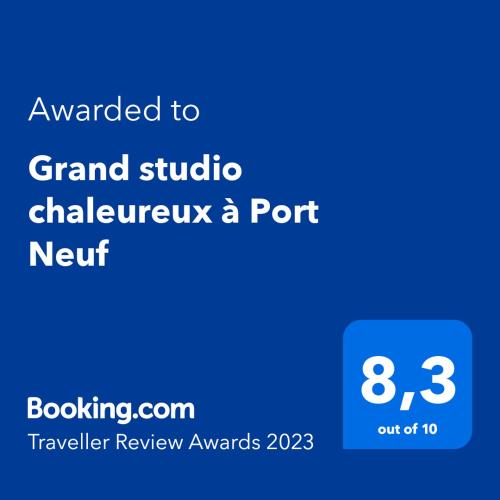 Grand studio chaleureux à Port Neuf