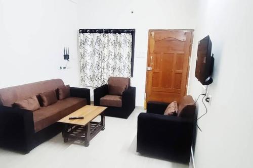 2 BHK Home in KPHB in Peaceful Location