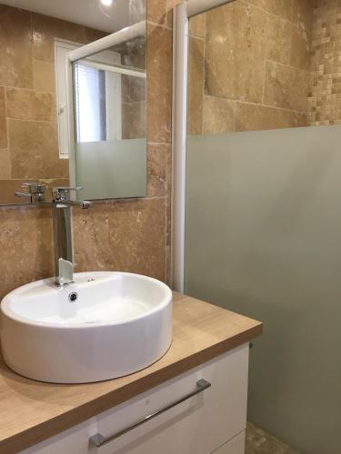 independent house of 30m2 near creeks in La Ciotat