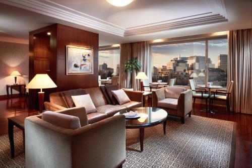 Bar/lounge, Regent Warsaw Hotel in Warsaw