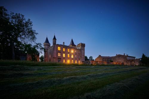 Château de Sibra chambre d'hôte Moulin-Neuf