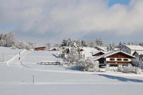 Ferienhaus "Allgäu" (Ferienhaus "Allgau") in Rieden am Forggensee