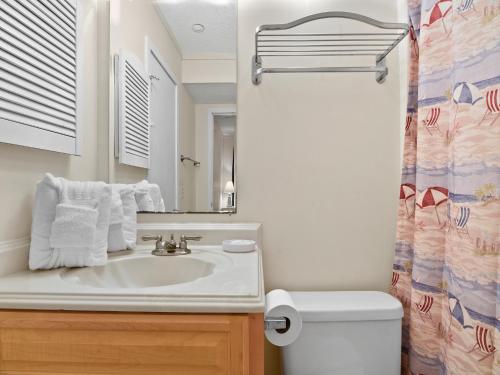 Beach & Tennis Admirals Row 105 1 Bedroom Sleeps 6 Ocean Front 2 Pools Tennis - image 3