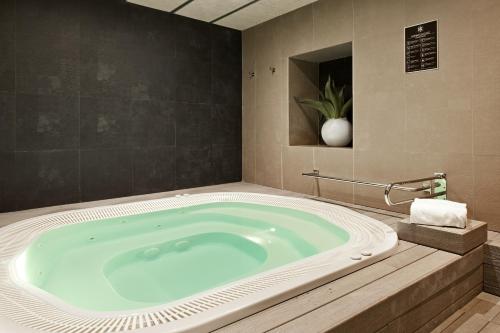 Catalonia Plaza Mayor - image 5