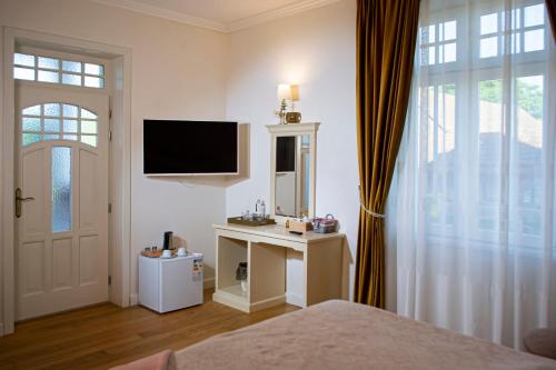 Vila Rozalia Garden Gate – Avrig, 