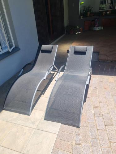 Rosa on St James Rosa on St James