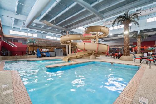Ramada By Wyndham Sioux Falls Airport-Waterpark & Event Ctr