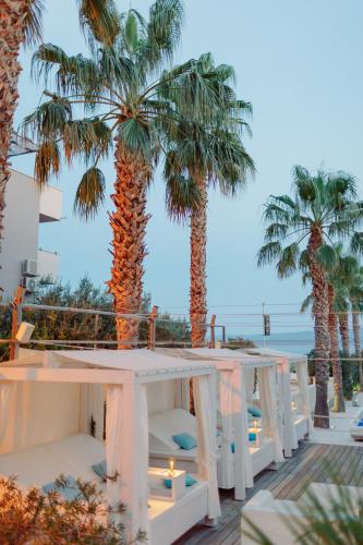 Swimming pool, Damianii Luxury Boutique Hotel & Spa in Duce