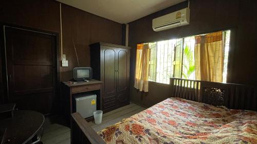 2 double beds