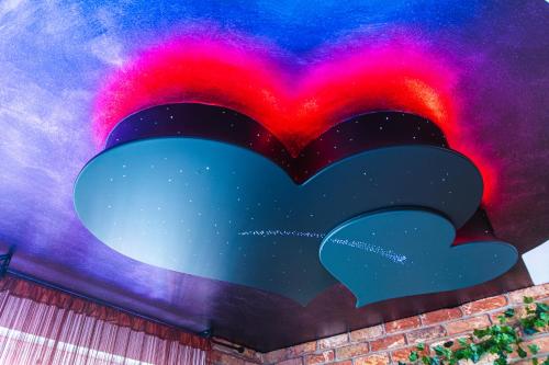 Jacuzzi - Love - BDSM - Extra Luxury - EV chargger - Valentine's Day - Red Room - Flexible SelfCheckIns 28, Záhřeb (fotografie 6)